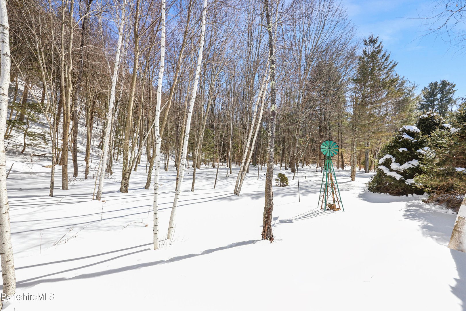 581 Red Barn Rd Photo 7