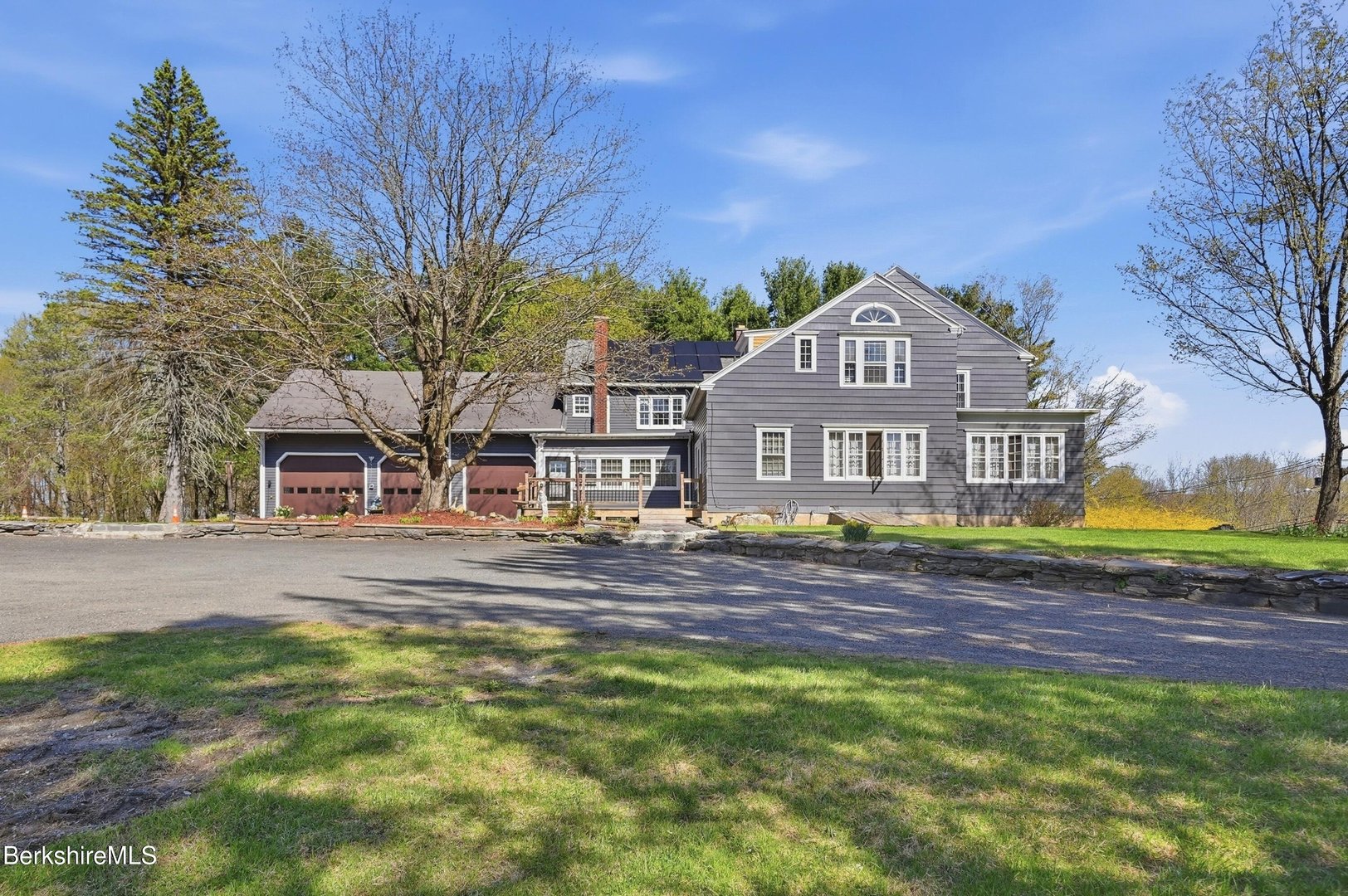 752 State Rd Photo 5