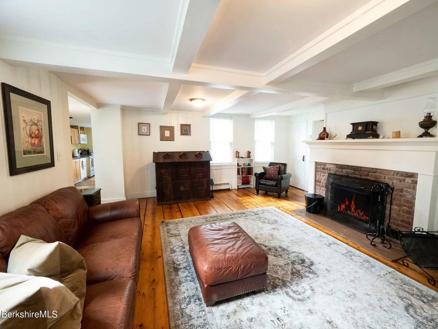 33 S Main Rd Photo 5