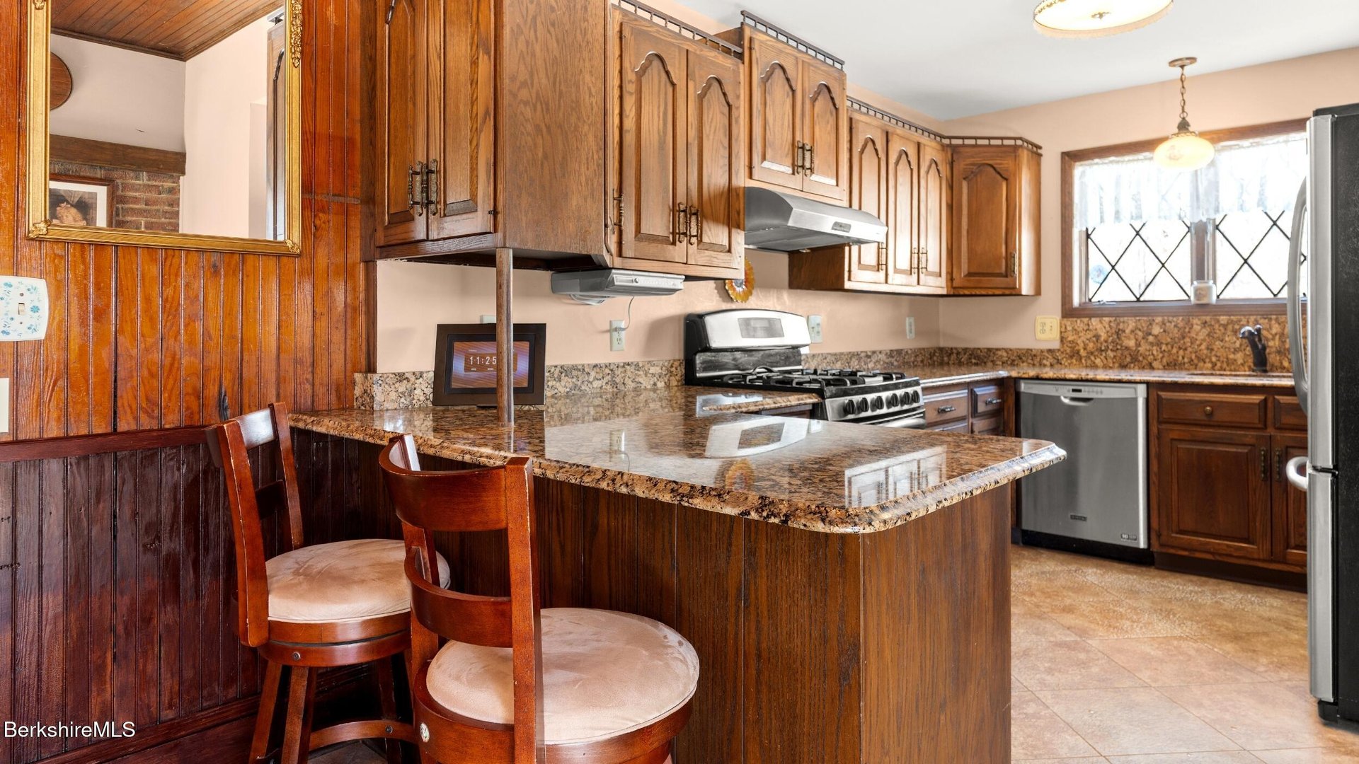 Cheshire Multi Family Photo 5