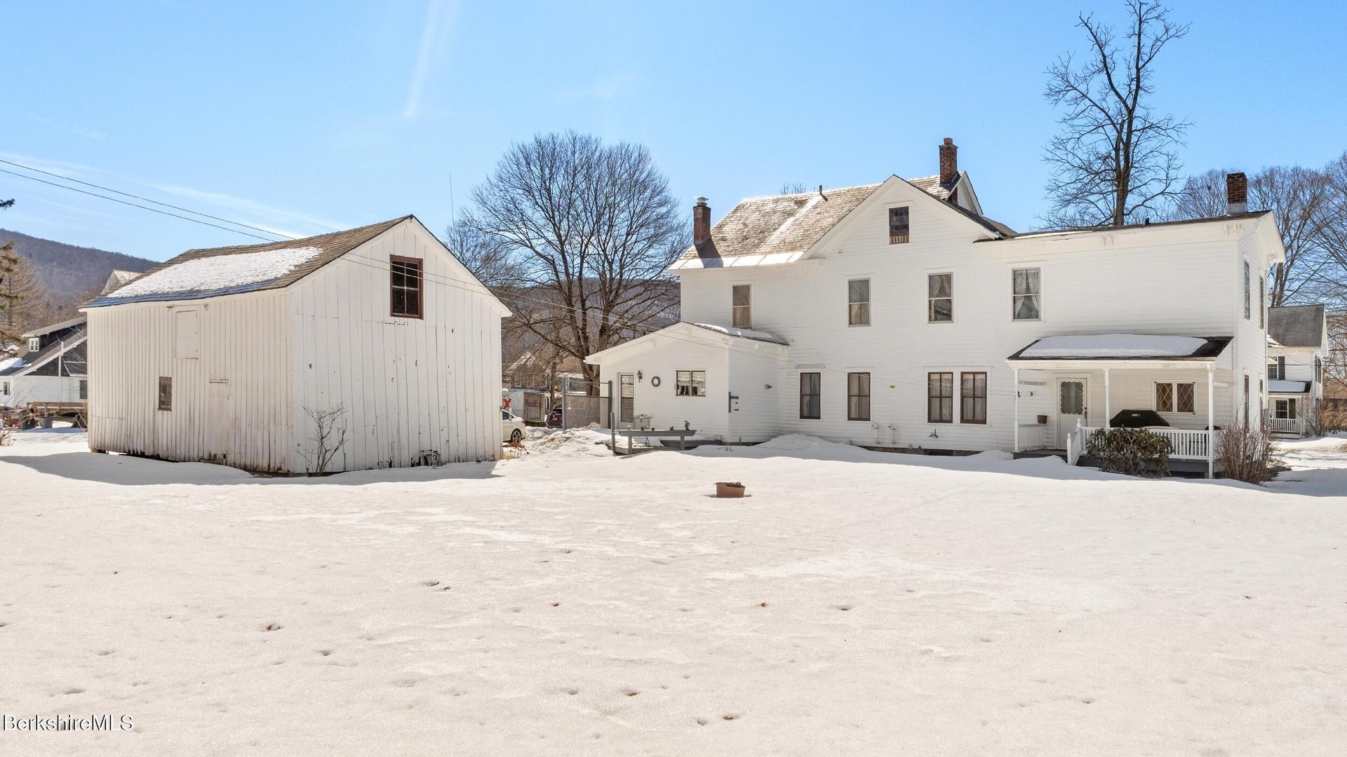 Cheshire Multi Family Photo 24