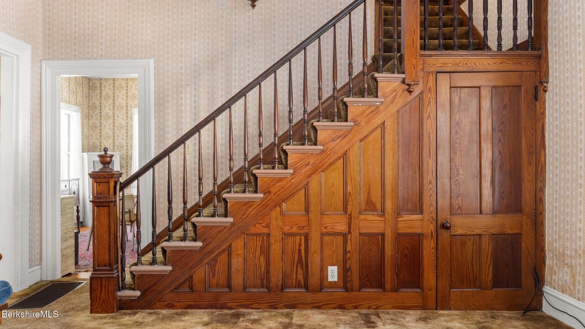 Cheshire Multi Family Photo 20