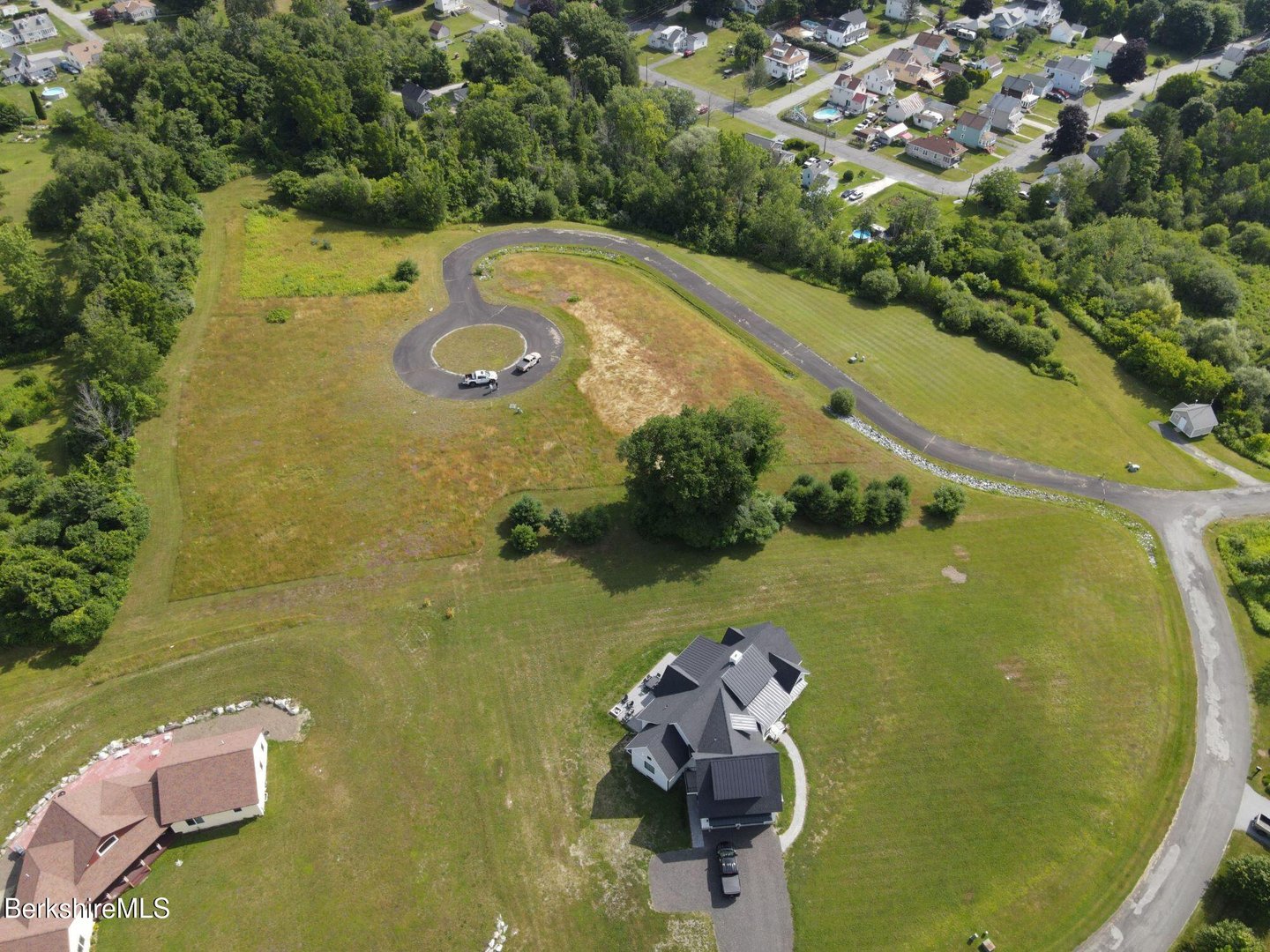 Lot 9 W Maple St Photo 5