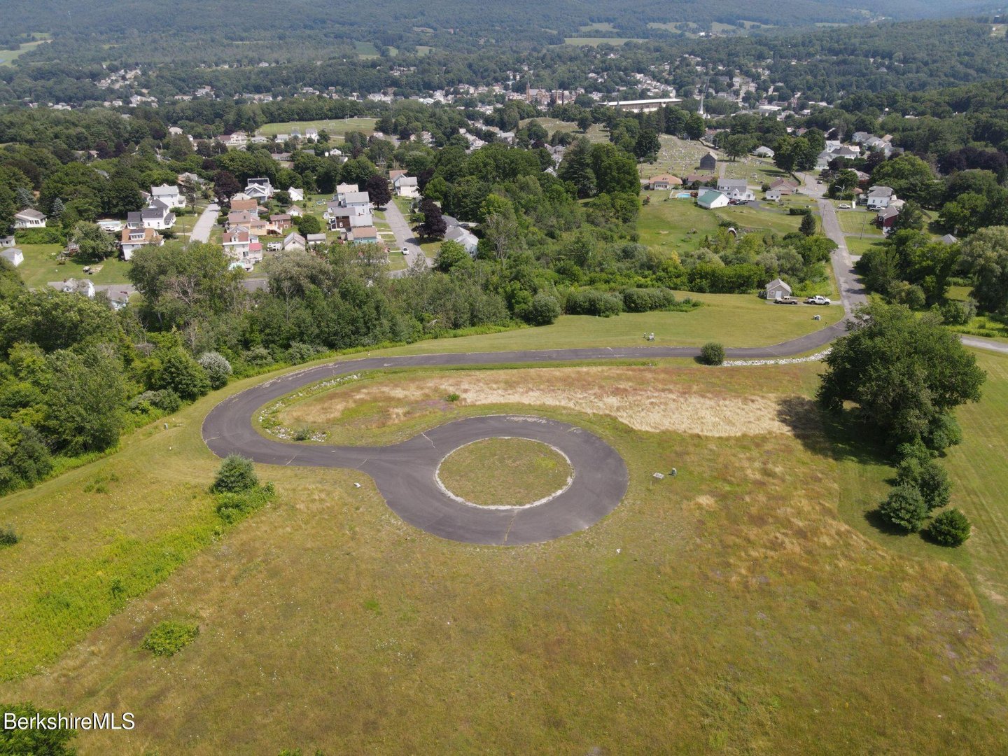 Lot 9 W Maple St Photo 2