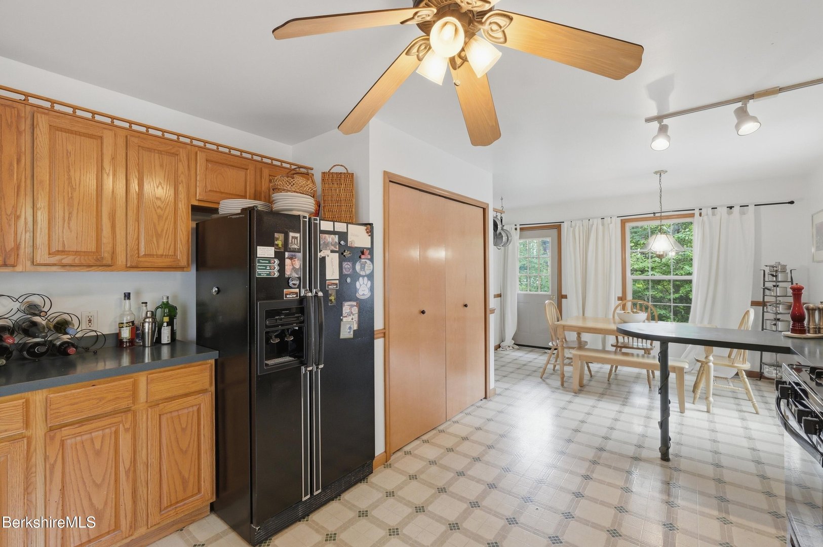 28 Mountain Pond Ln Photo 40
