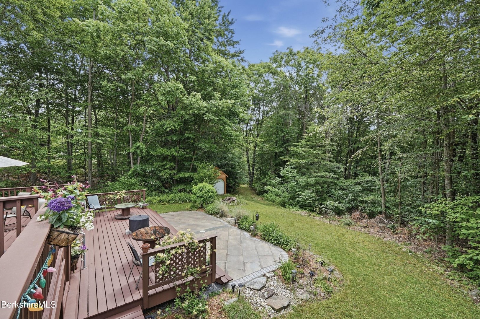 28 Mountain Pond Ln Photo 26