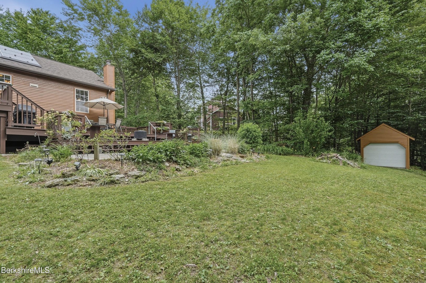 28 Mountain Pond Ln Photo 16