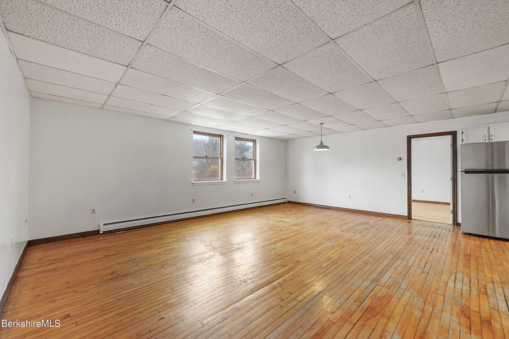 55 Crystal St Photo 10