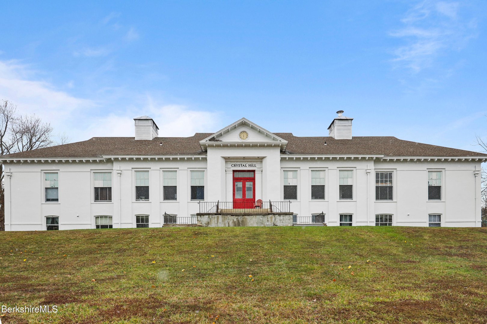 55 Crystal St Photo 1