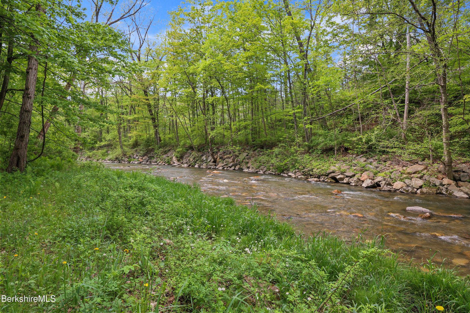 295 Blair Rd Photo 97