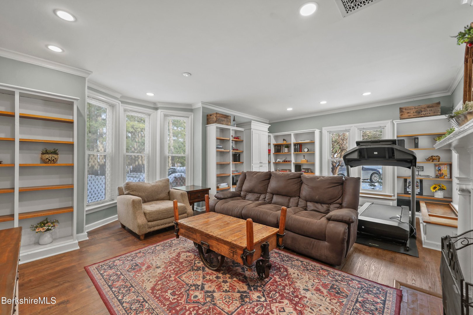 295 Blair Rd Photo 12