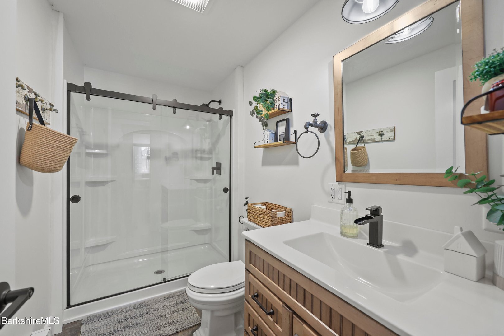 295 Blair Rd Photo 26