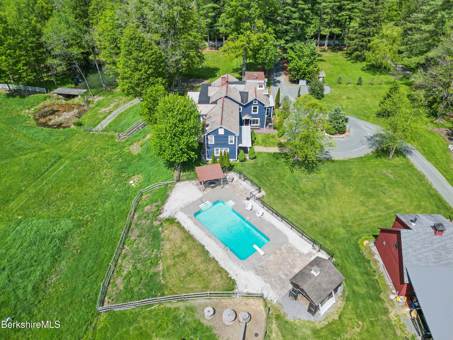 295 Blair Rd Photo 104