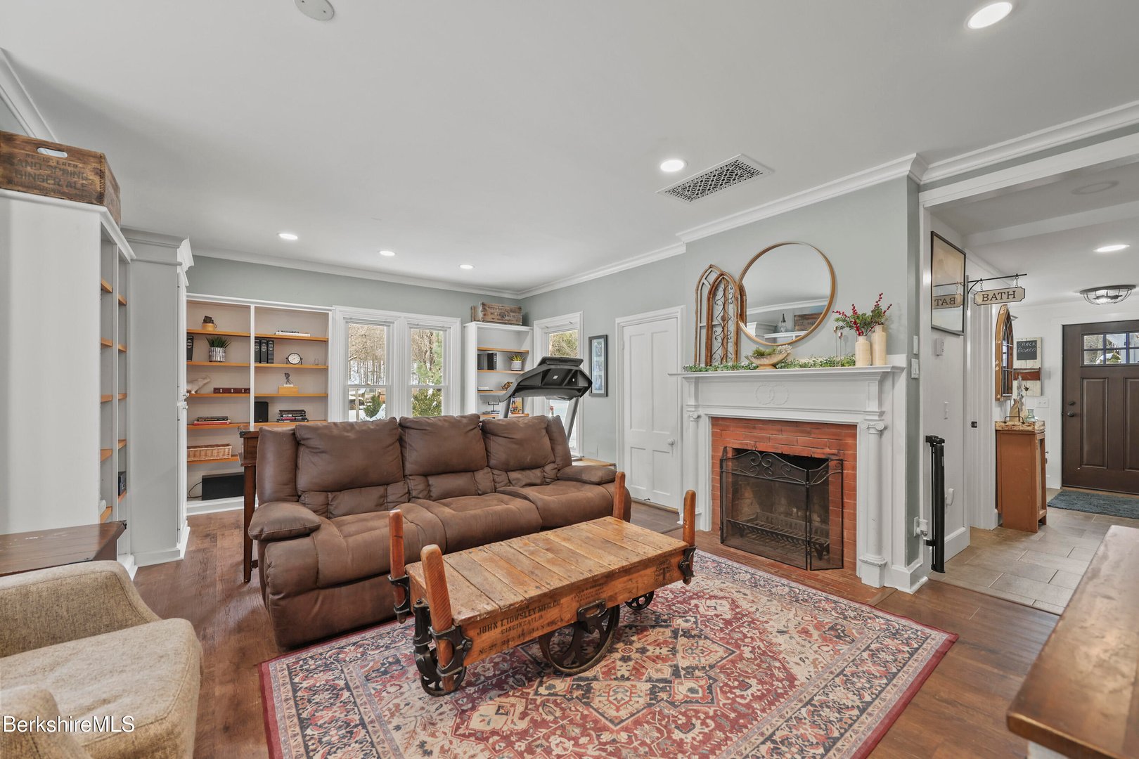 295 Blair Rd Photo 10