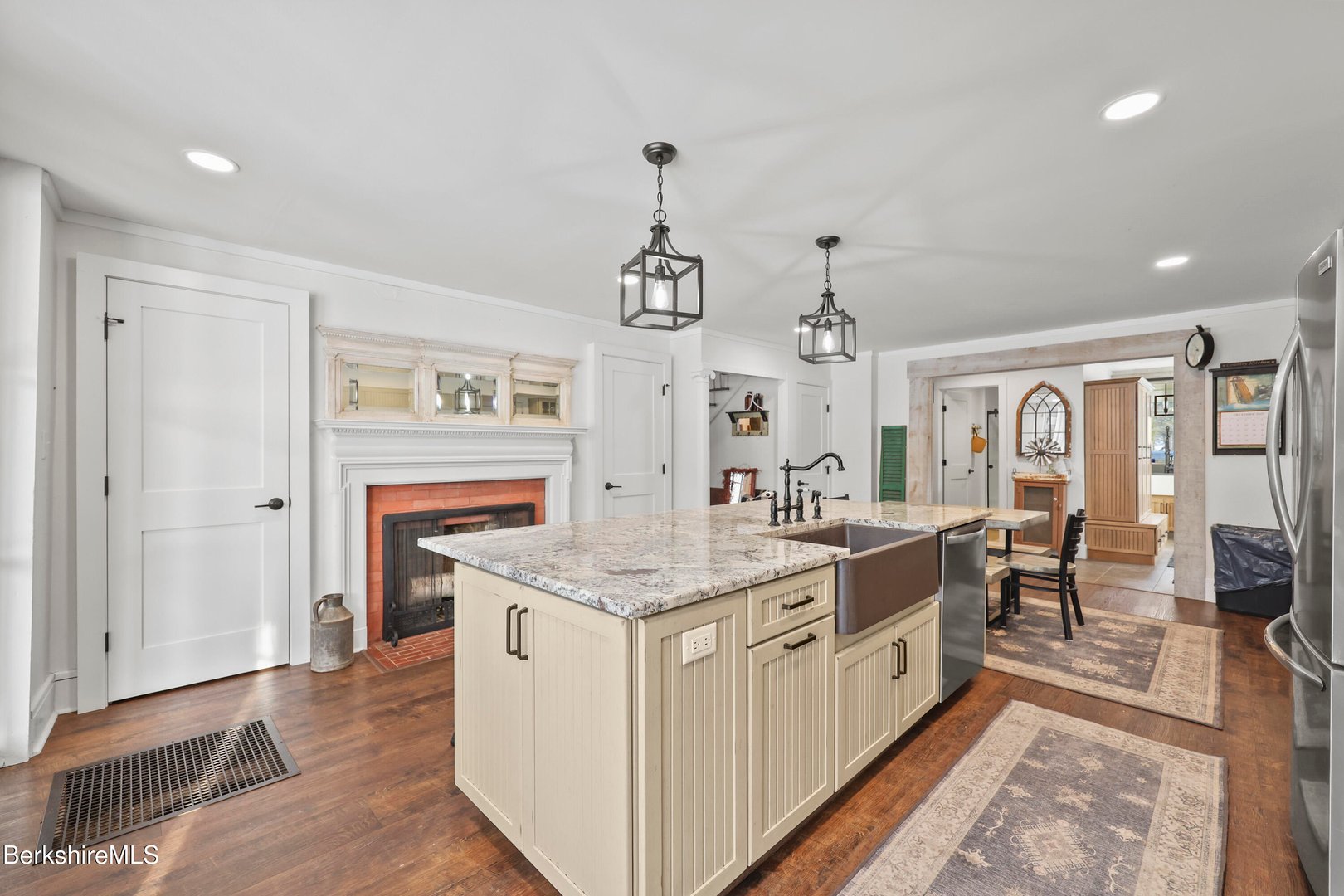 295 Blair Rd Photo 21