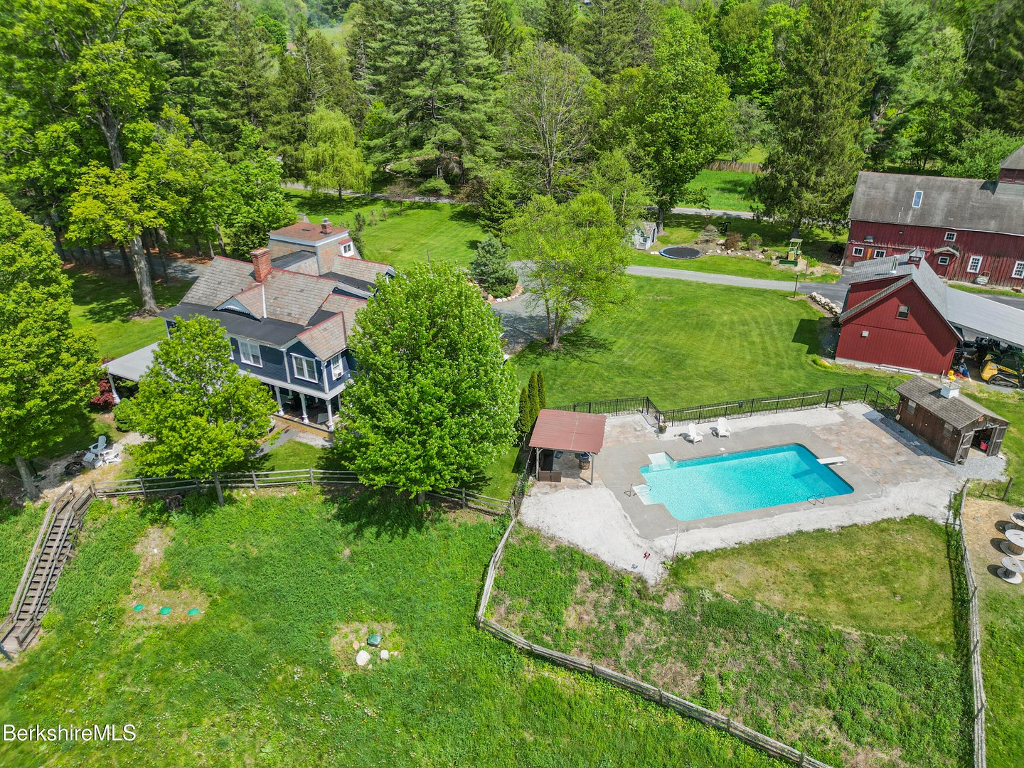 295 Blair Rd Photo 105