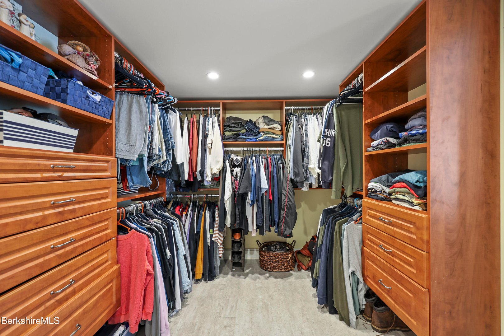 295 Blair Rd Photo 35