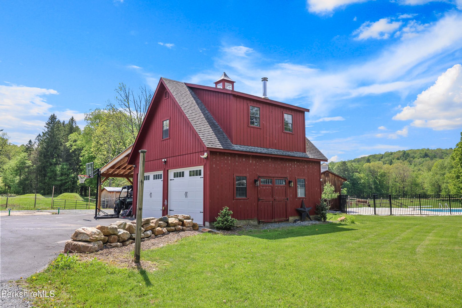 295 Blair Rd Photo 79