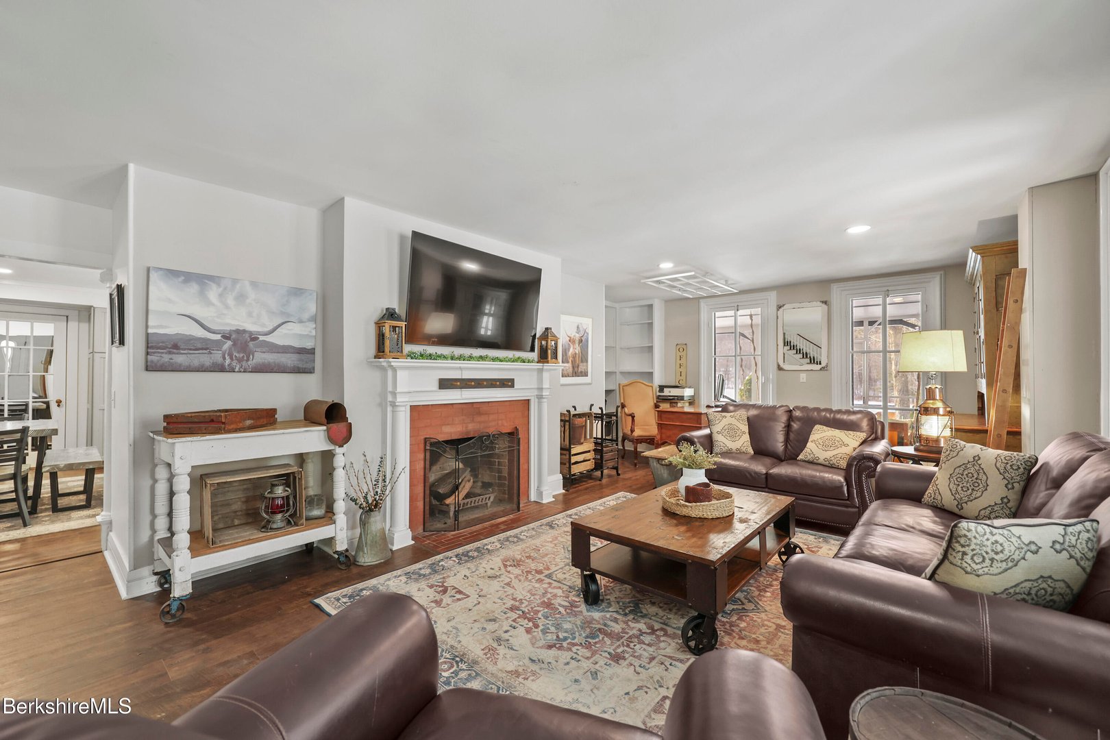 295 Blair Rd Photo 5