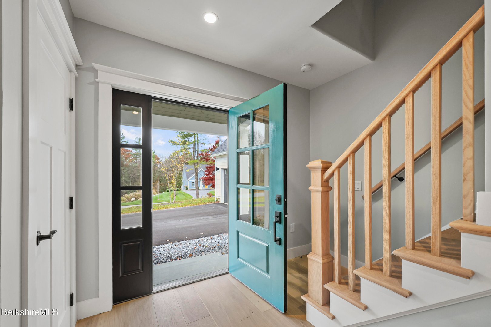 6 Thrushwood Ln Photo 5