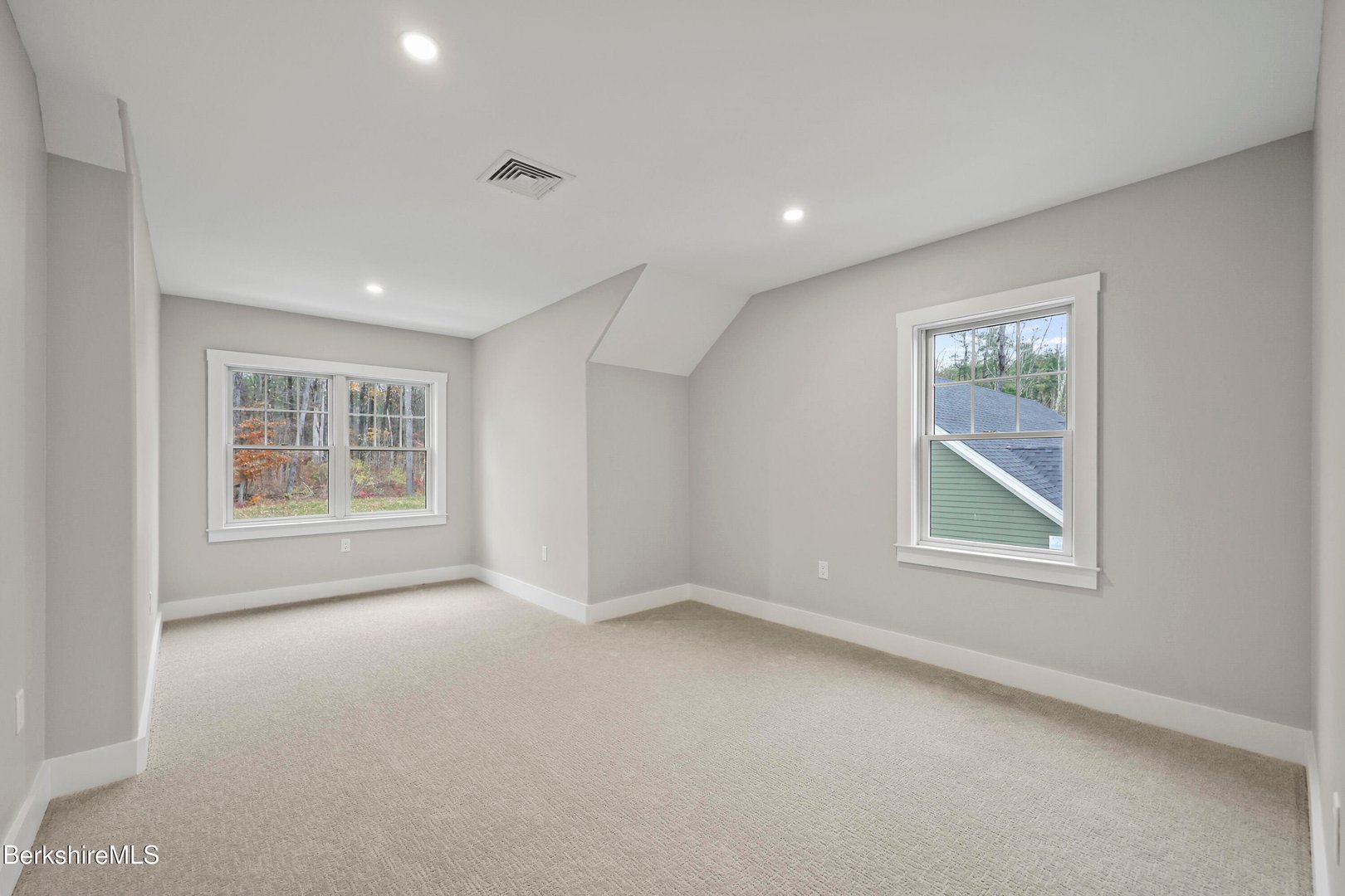 6 Thrushwood Ln Photo 49