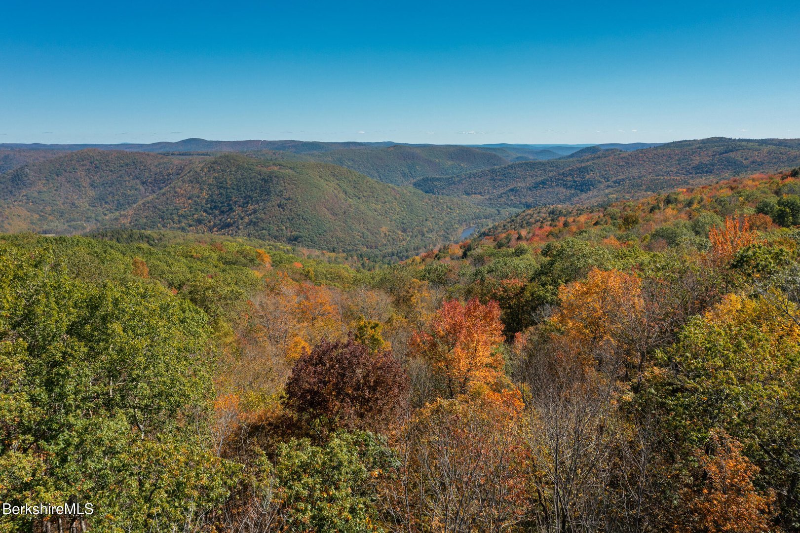 360 Mohawk Trail Photo 10
