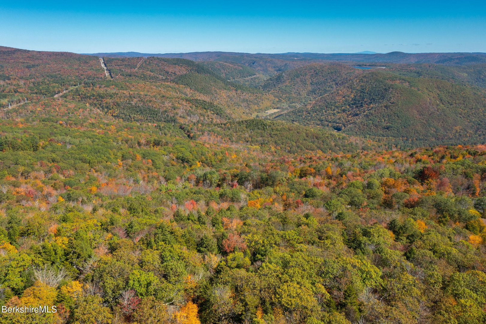 360 Mohawk Trail Photo 12