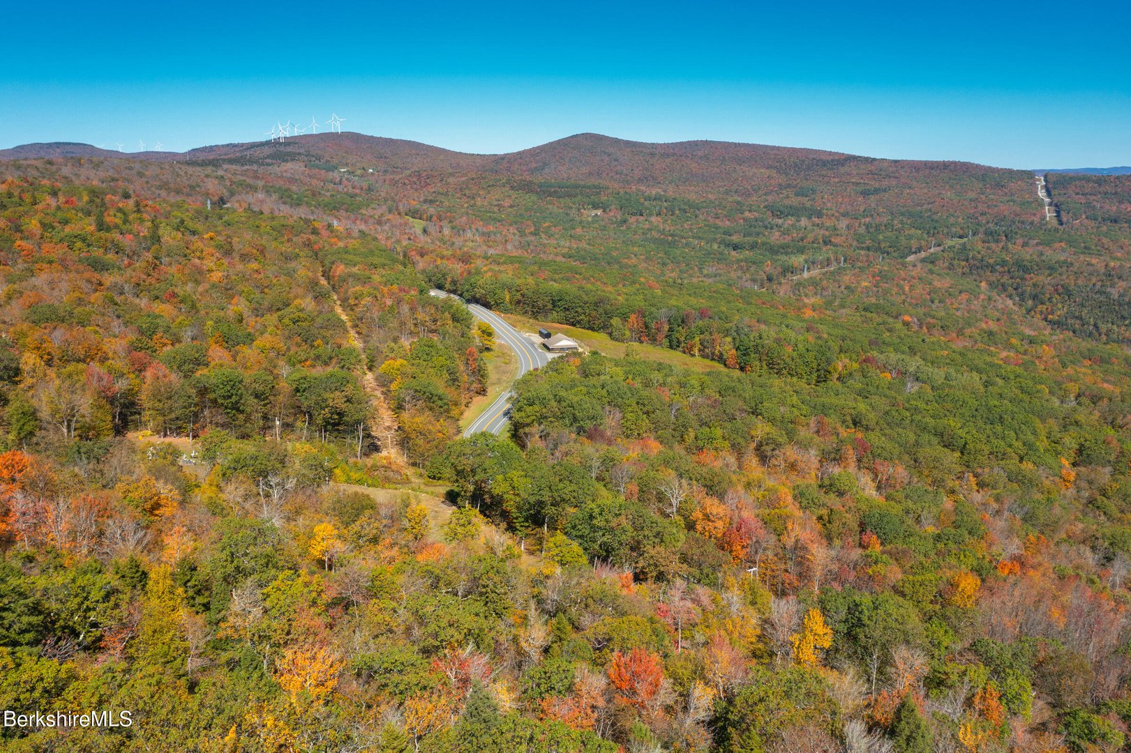 360 Mohawk Trail Photo 11