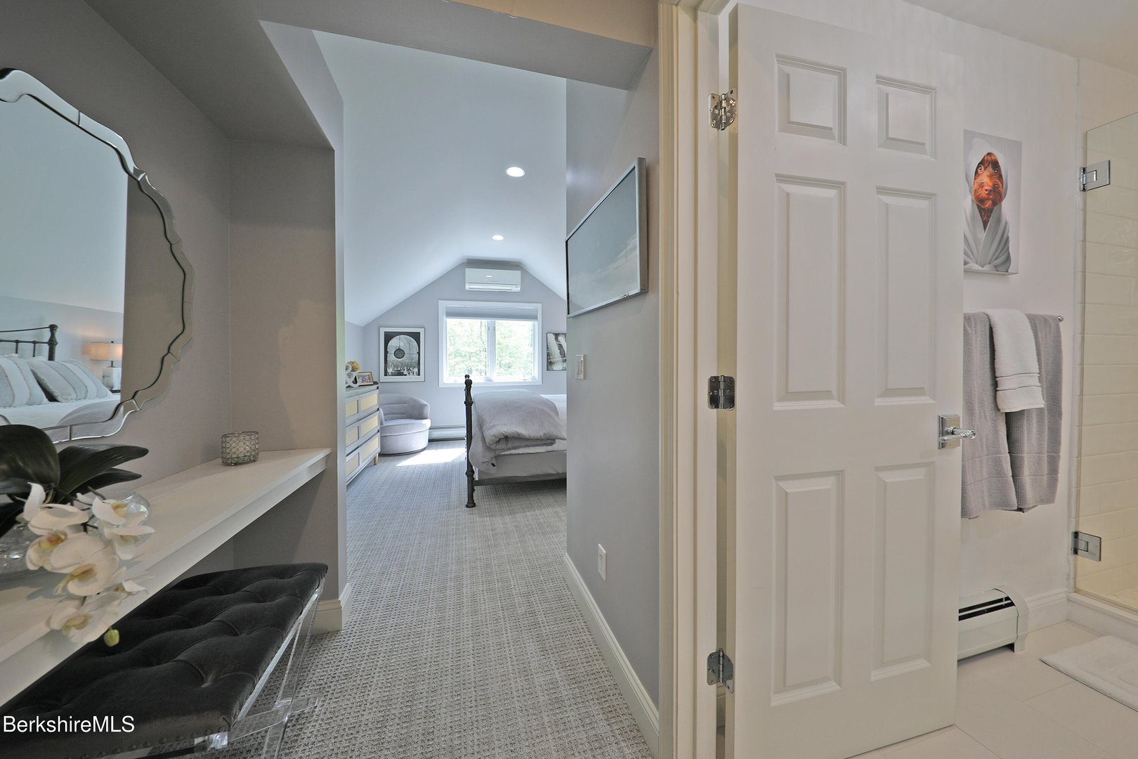 475 Rossiter Rd Photo 43