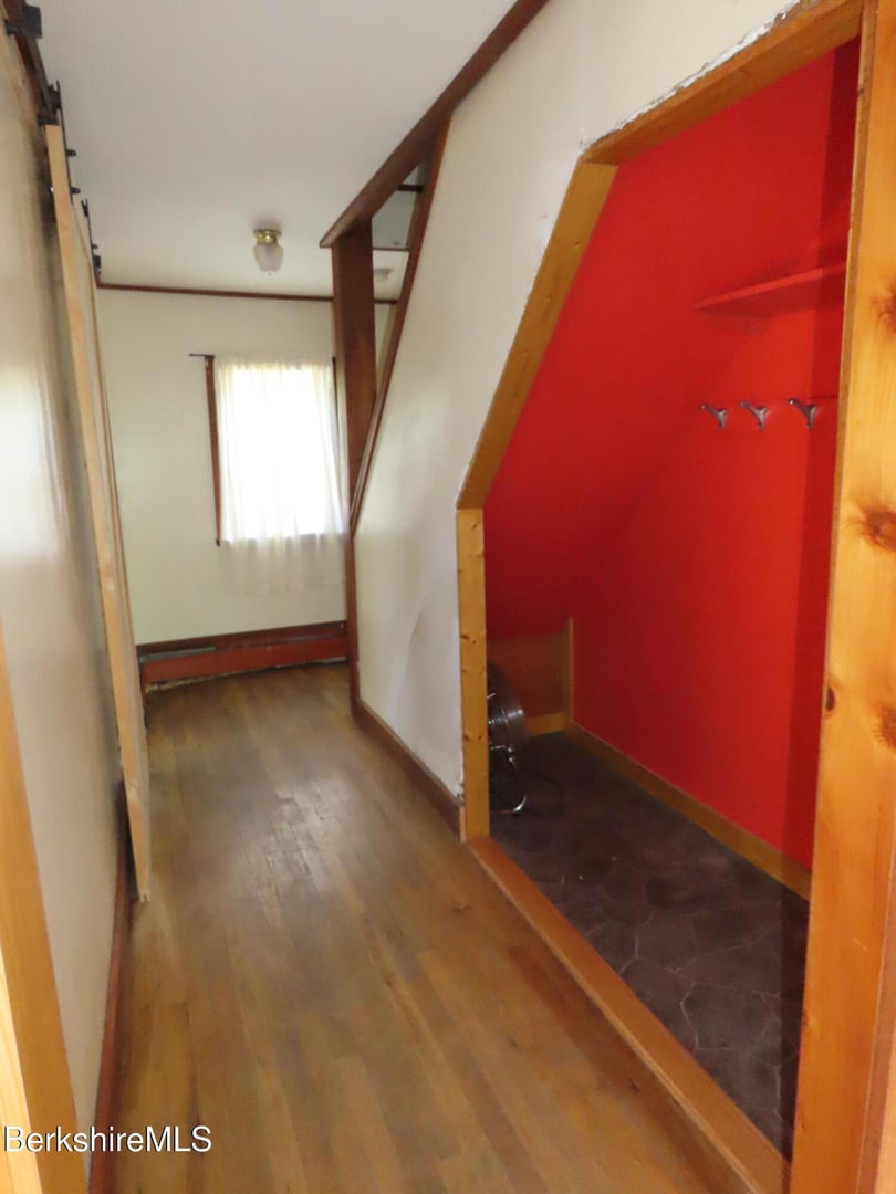 450 River Rd Photo 31