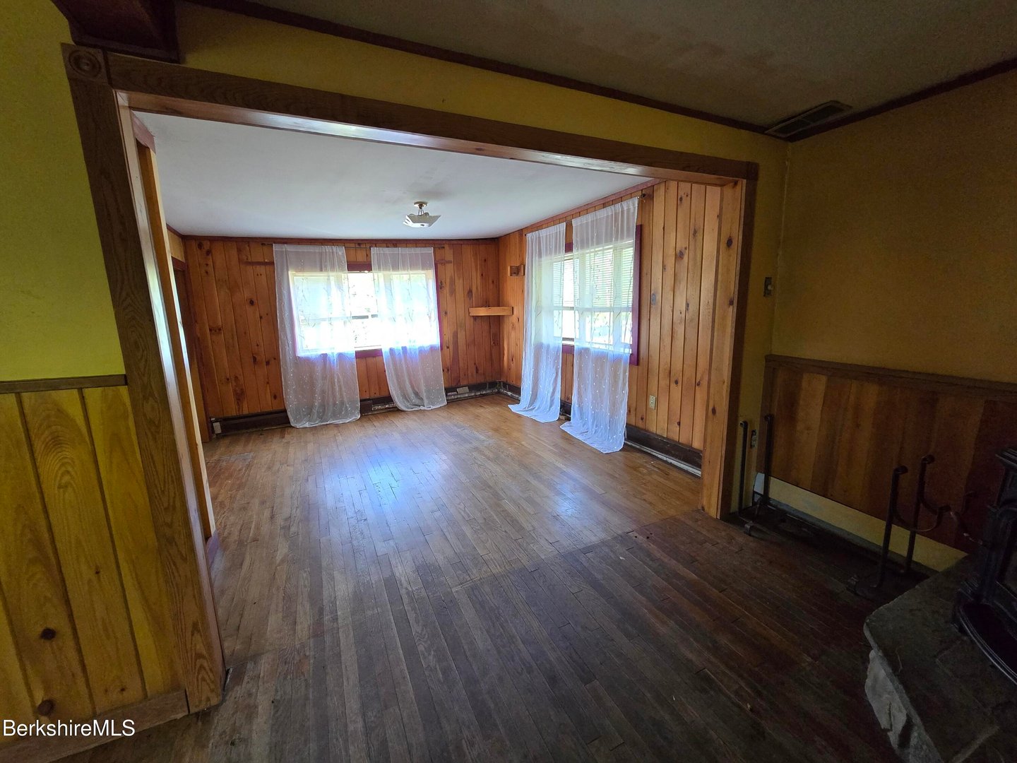 450 River Rd Photo 17