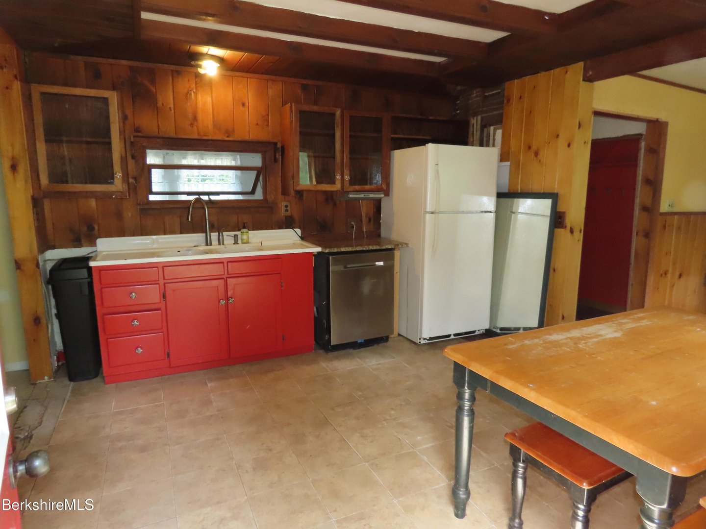 450 River Rd Photo 10