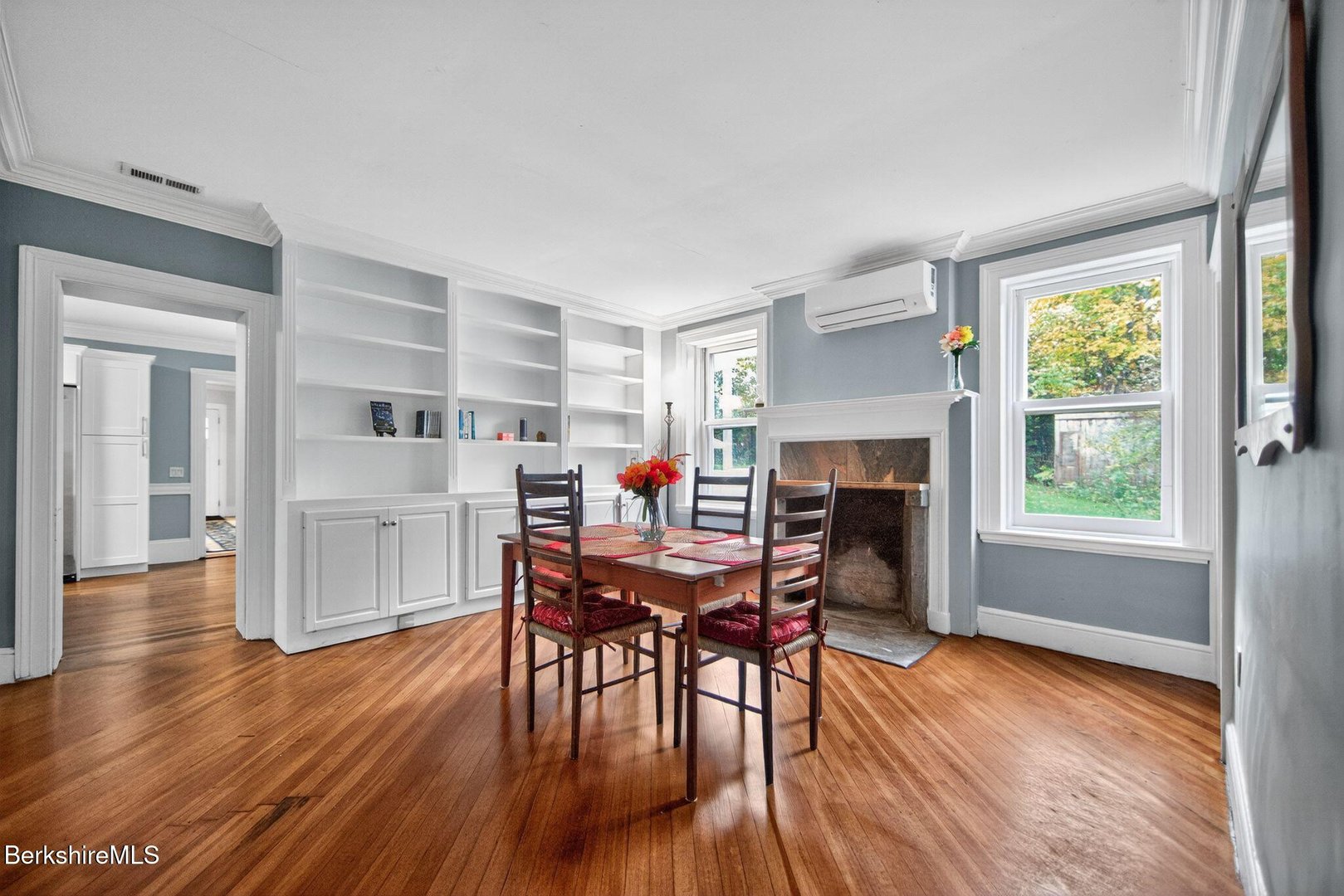 103 Holmes Rd Photo 16