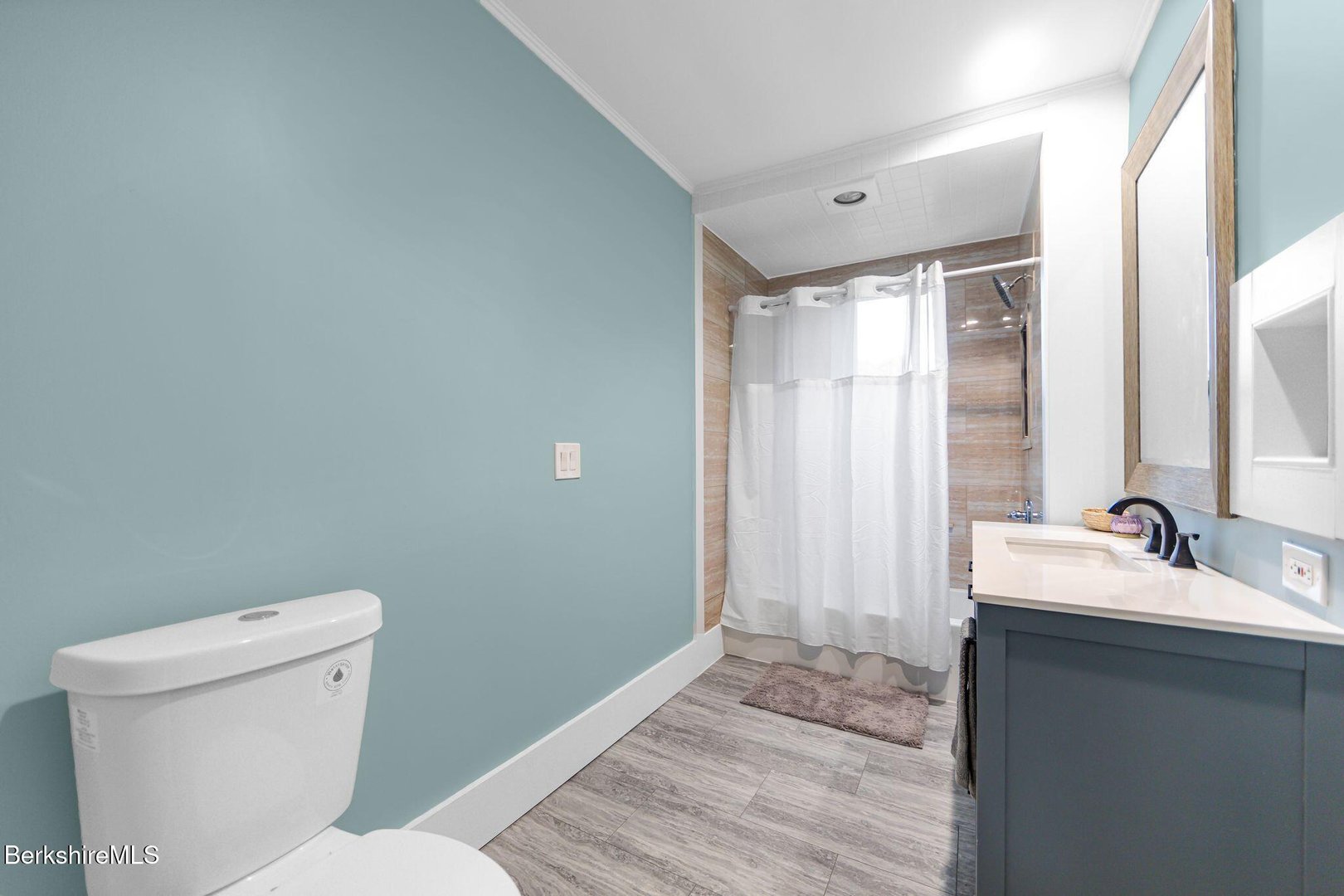 103 Holmes Rd Photo 18