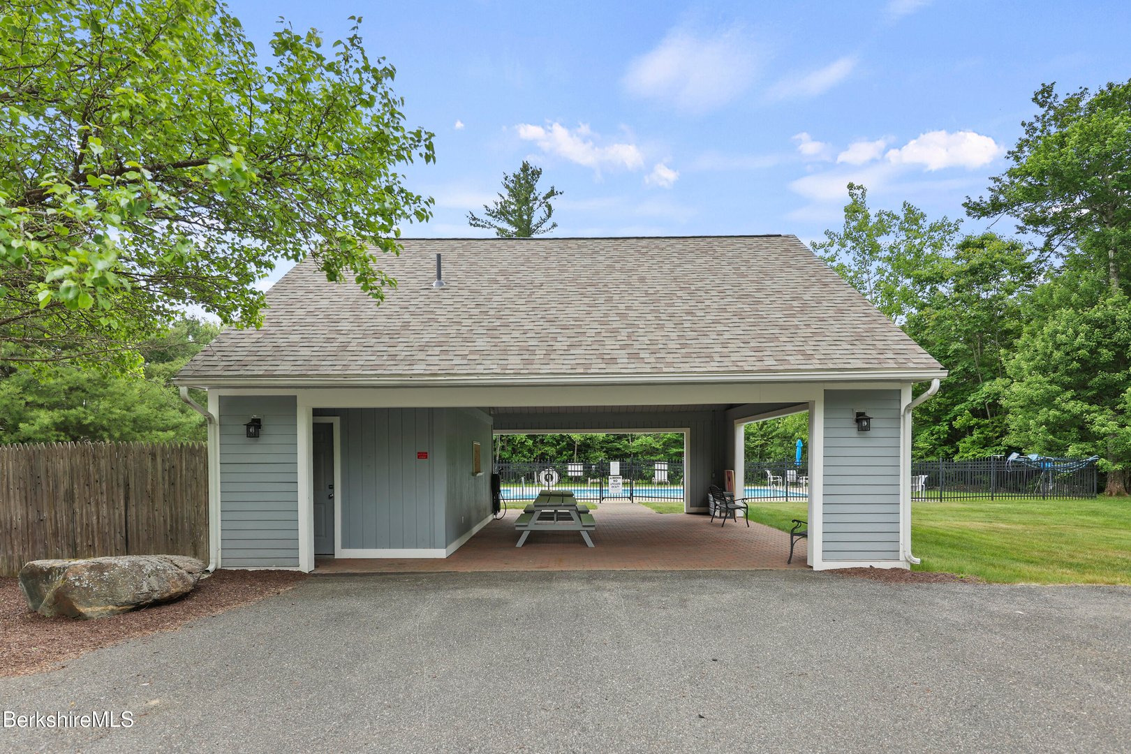 275 Pine Cone Ln Photo 53