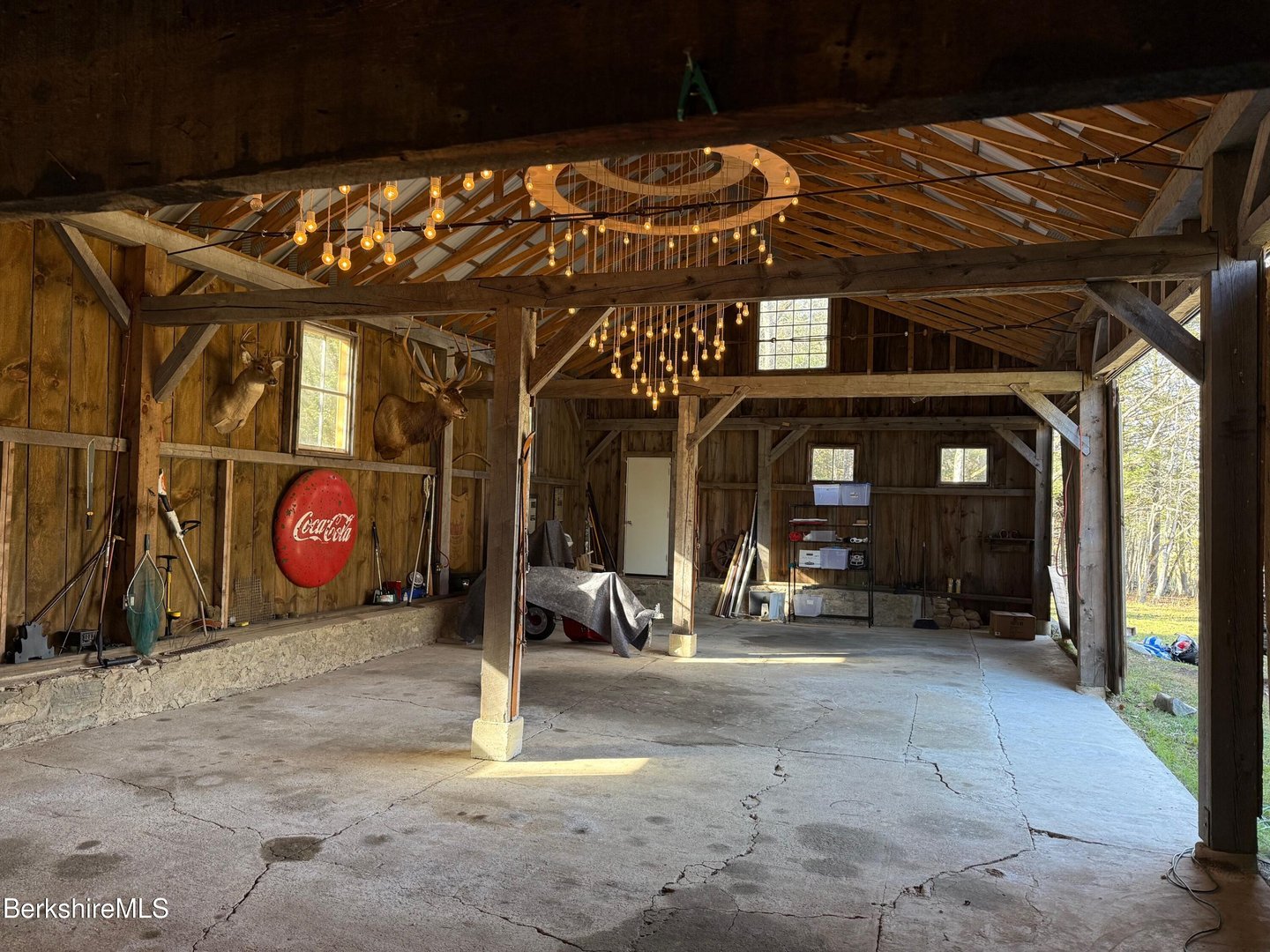 327 Chester Rd Photo 37