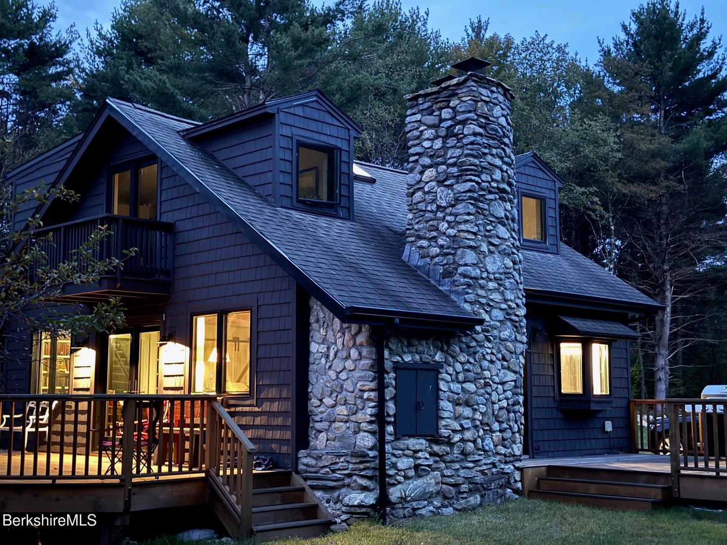 327 Chester Rd Photo 33