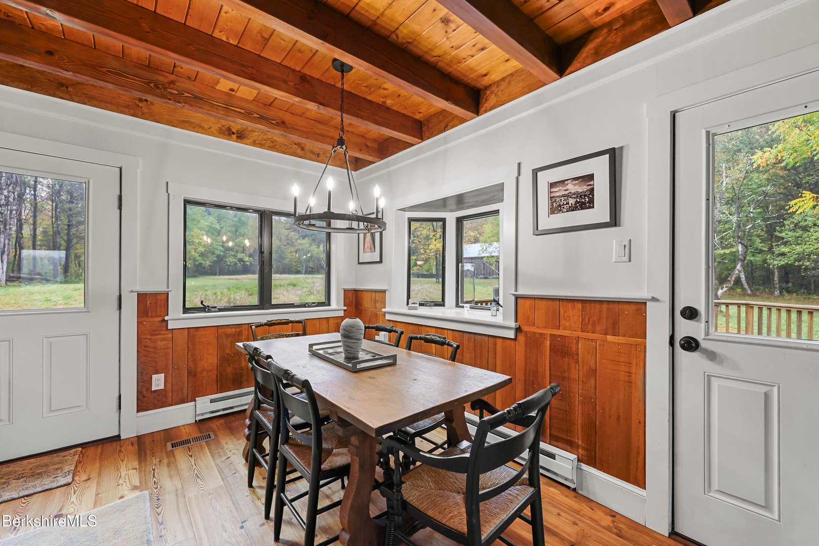 327 Chester Rd Photo 18