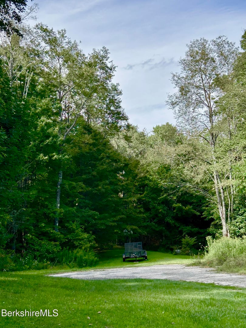 3258 Main St Photo 8