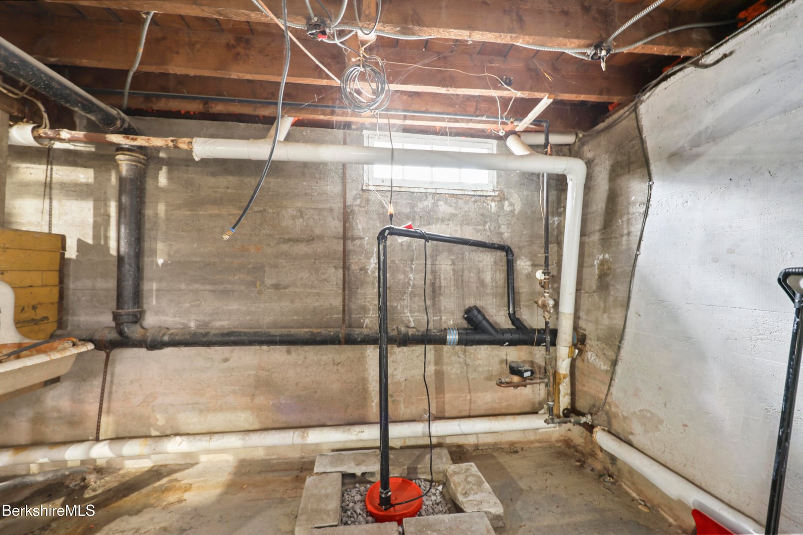 68 Church St Photo 27