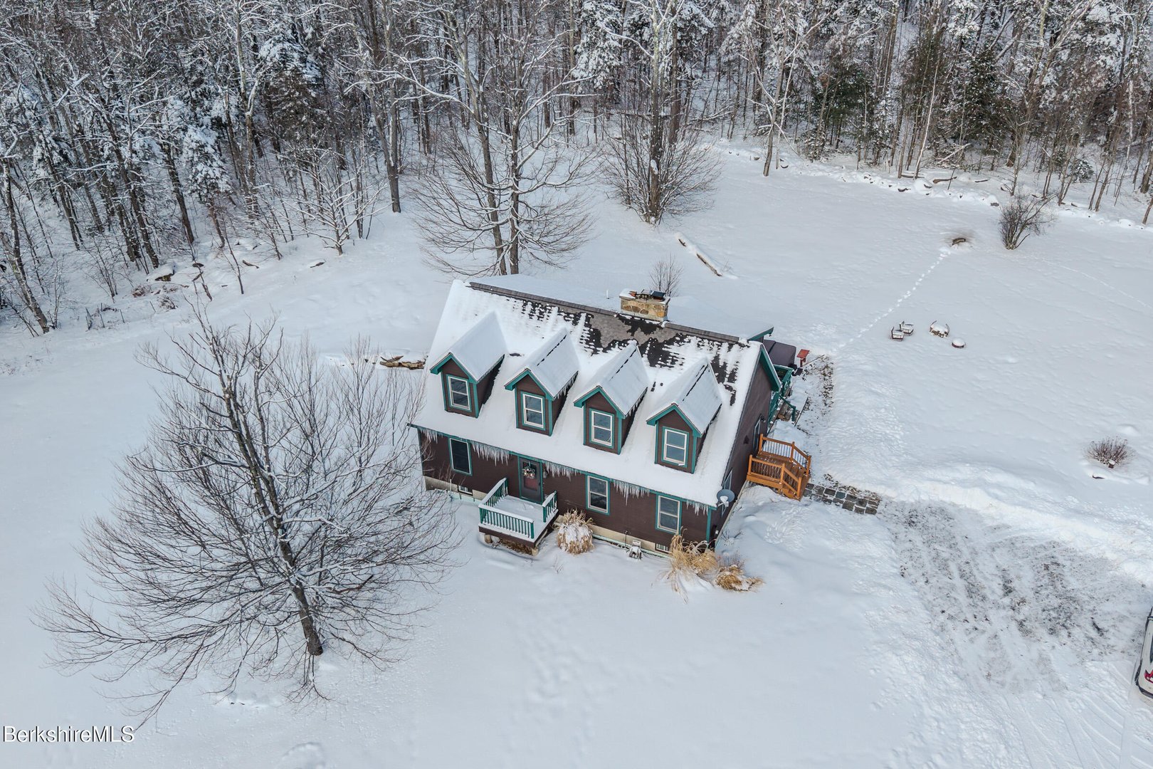 593 Woodmere Rd Photo 37