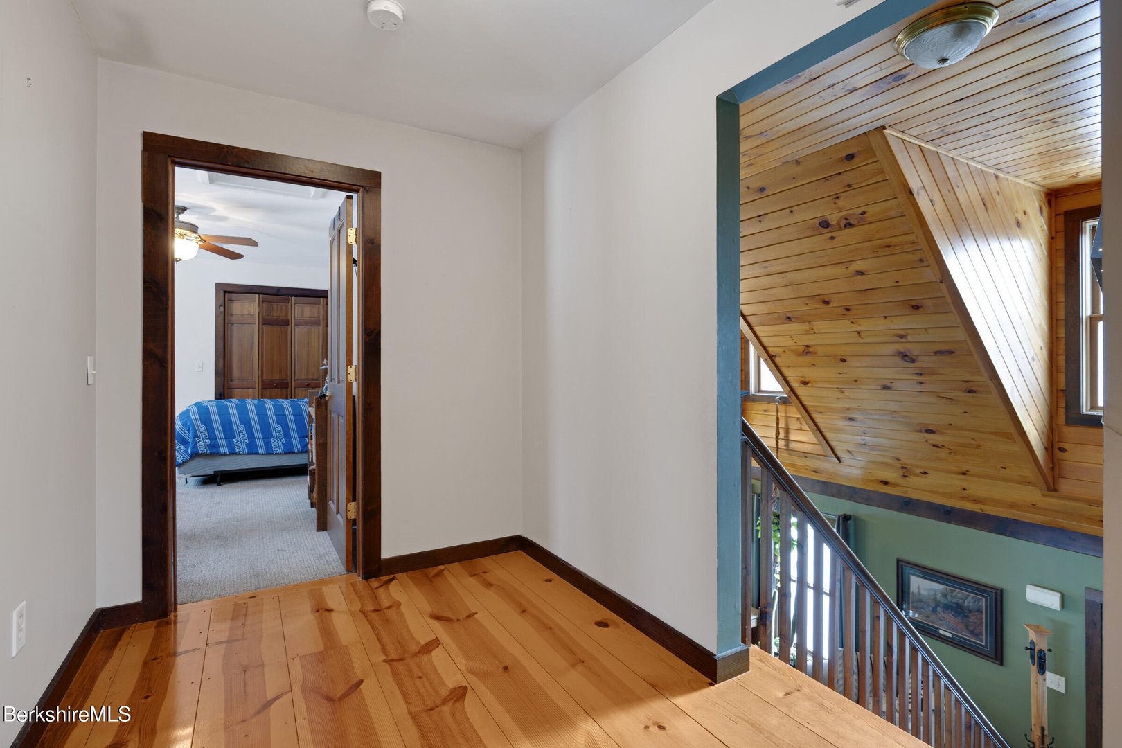 593 Woodmere Rd Photo 22