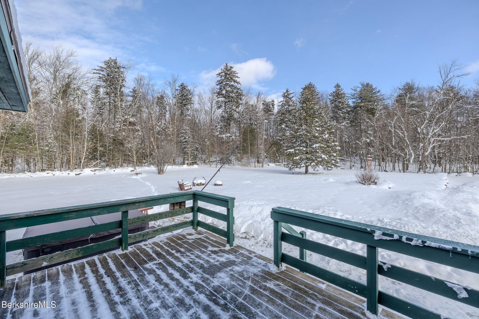 593 Woodmere Rd Photo 32