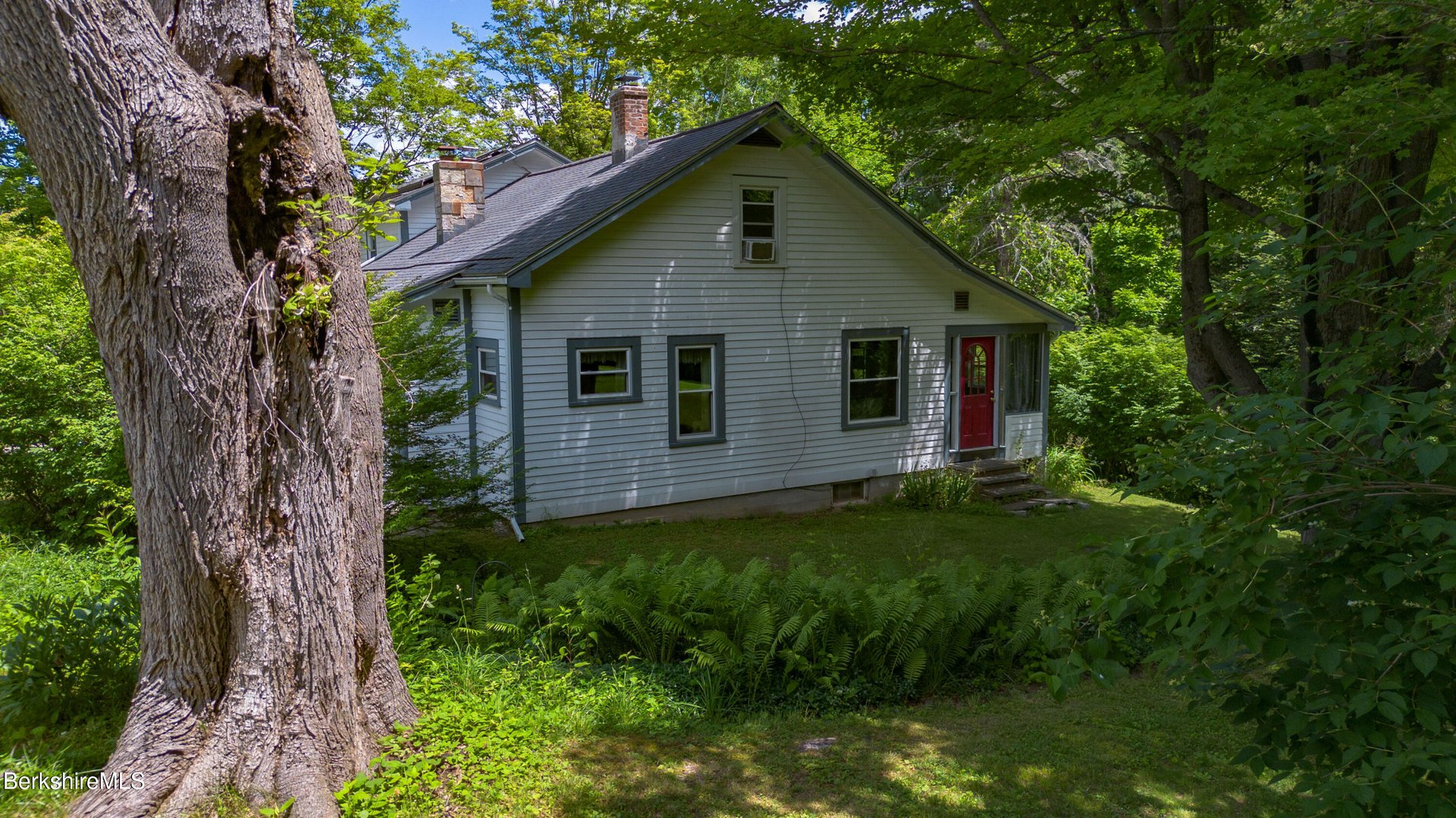 477 State Rd Photo 8