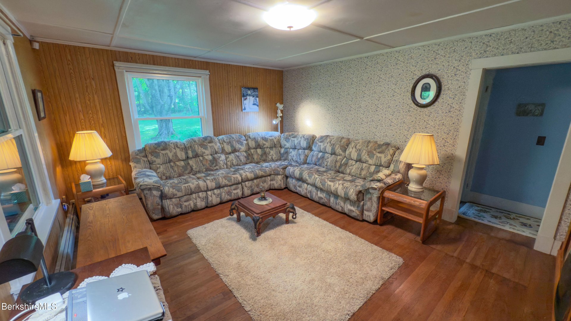 477 State Rd Photo 17