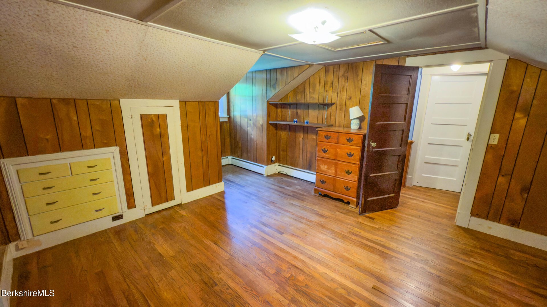 477 State Rd Photo 21