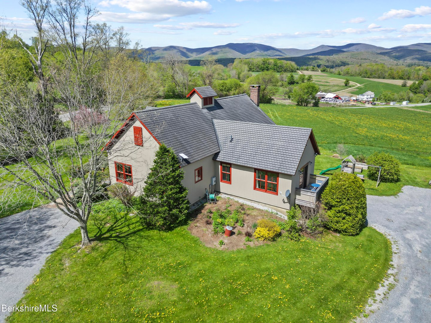 821 Pattison Rd Photo 1