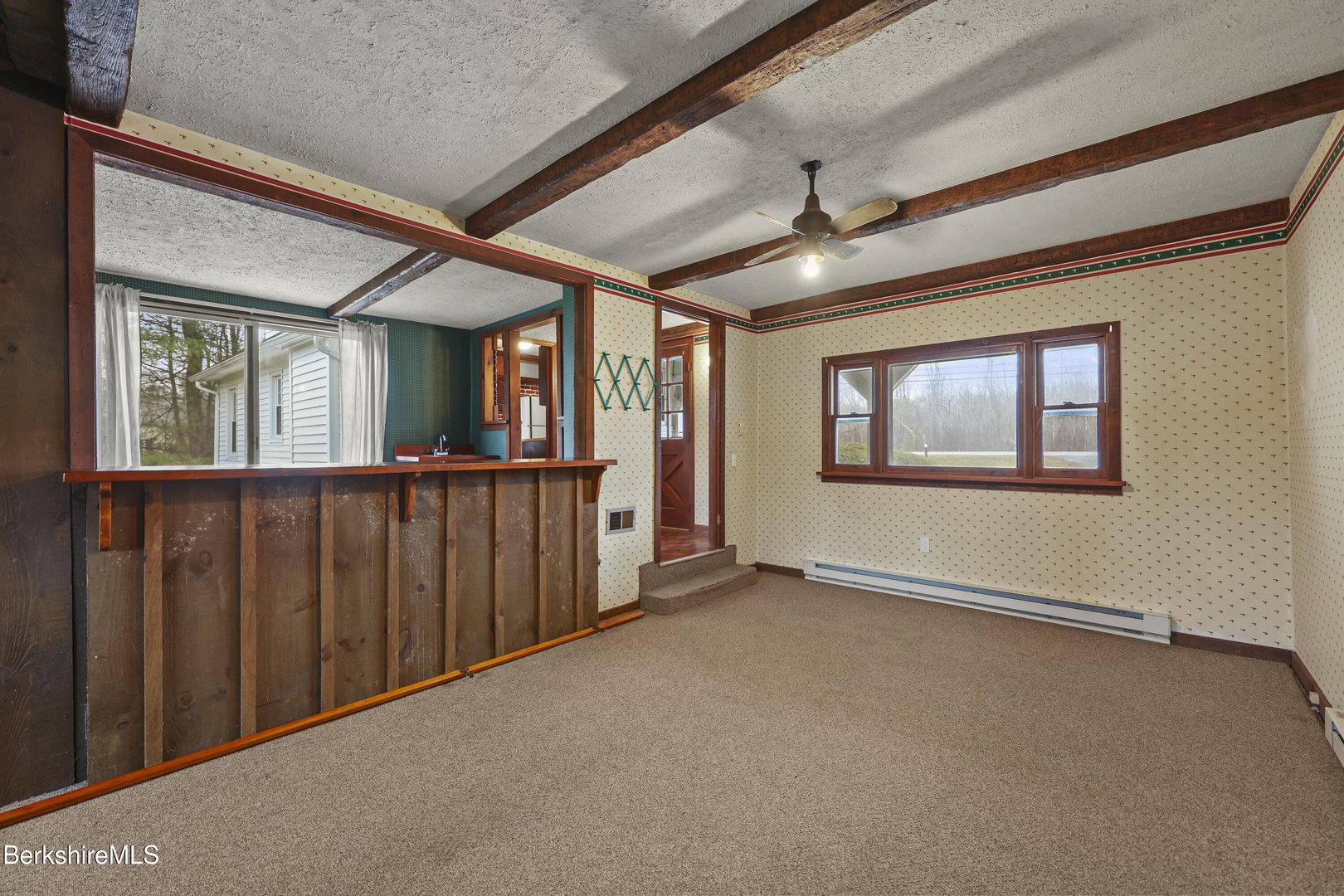 399 State Rd Photo 29