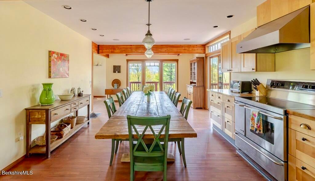 142 Rote Hill Rd Photo 9