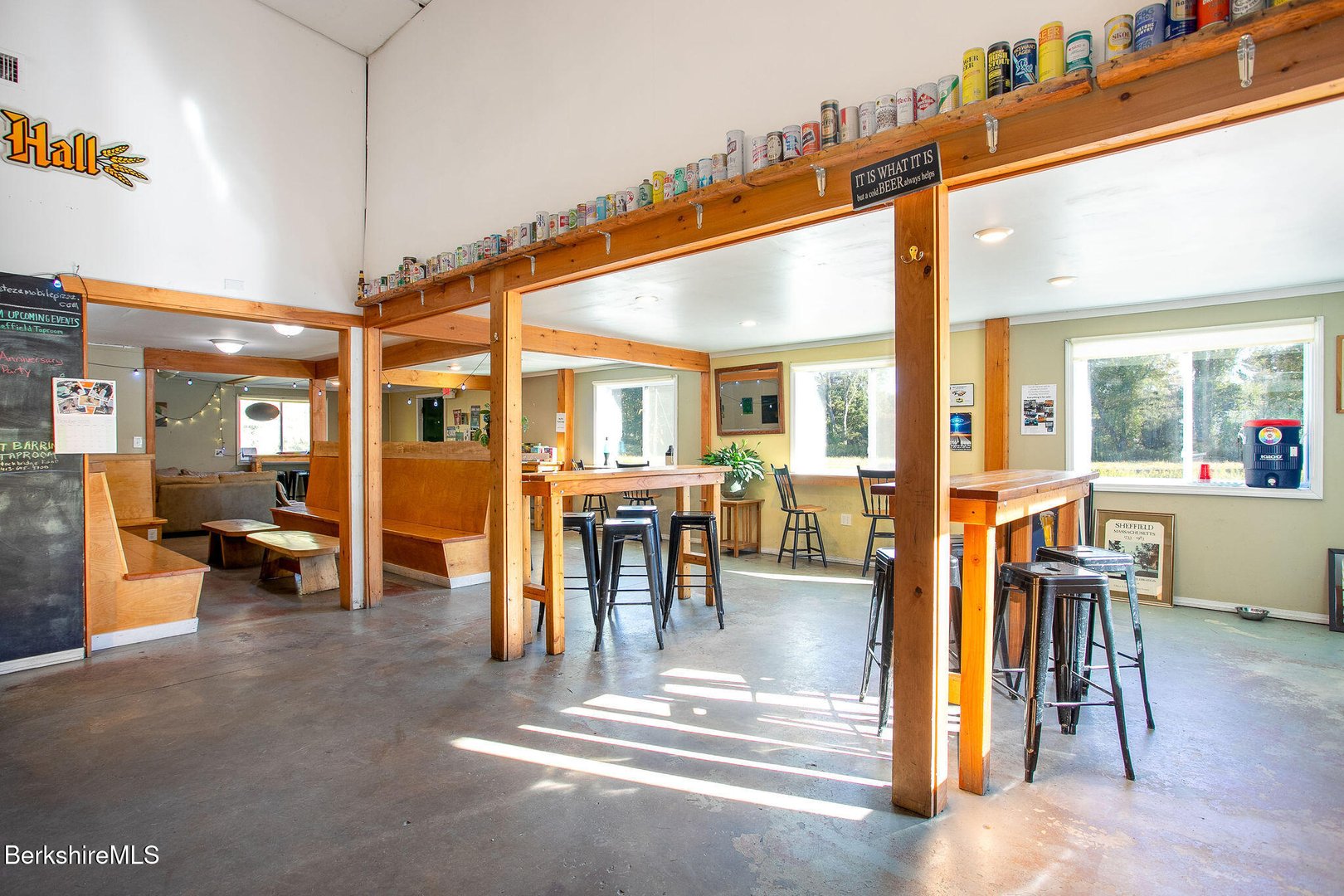 65 Silver St Photo 14